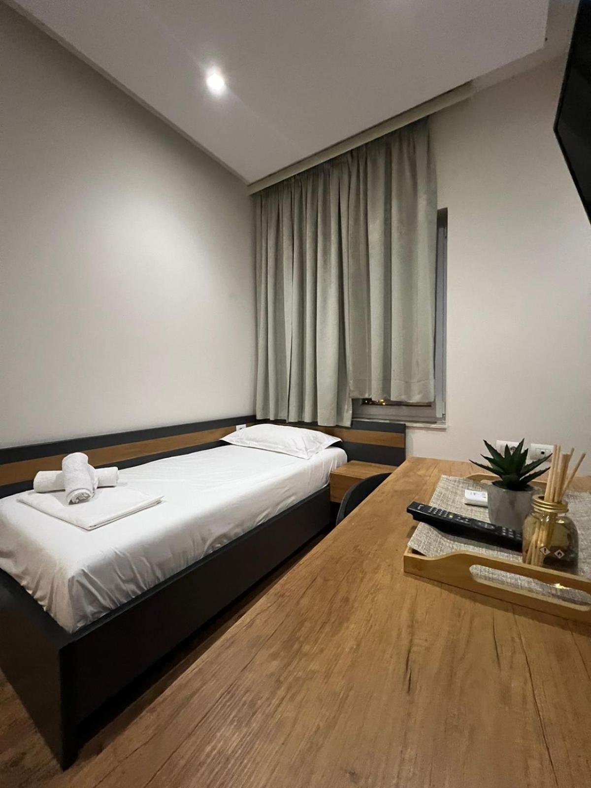 Urban Room 5 Тирана Экстерьер фото